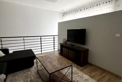 Serviced 3 Bed Apartment with En Suite in Riverside