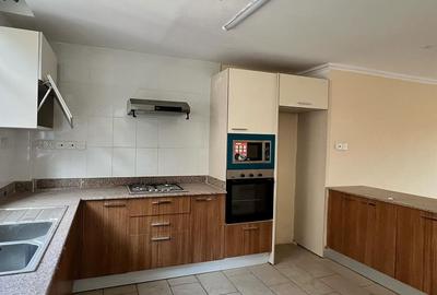 3 Bed House with En Suite at Kilimani