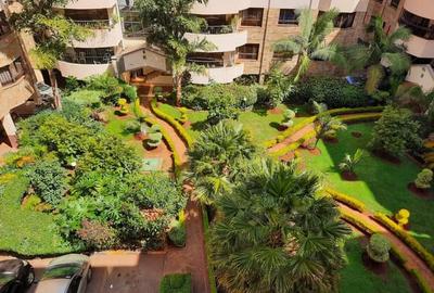 3 Bed Apartment with En Suite in Lavington