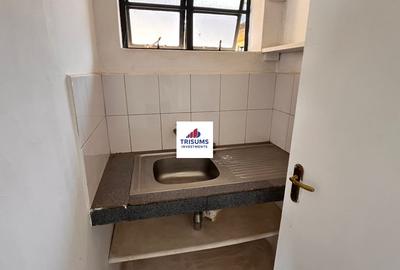 1,400 ft² Commercial Property with Fibre Internet in Westlands Area - 3