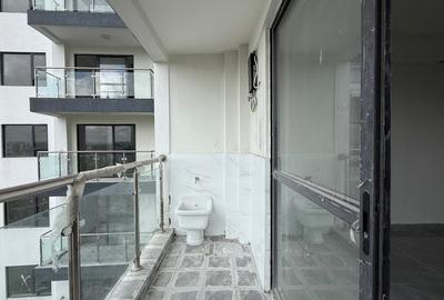 1 Bed Apartment with En Suite in Westlands Area