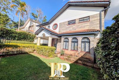 5 Bed Townhouse with En Suite in Spring Valley