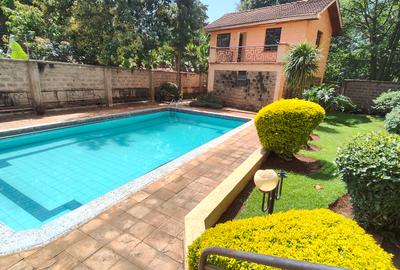 3 Bed Apartment with En Suite at Brook Side - 4