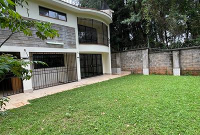 4 Bed Townhouse with En Suite in Kyuna