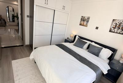 Serviced 2 Bed Apartment with En Suite in Westlands Area - 2