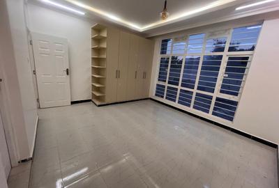 4 Bed House with En Suite in Ruiru - 4