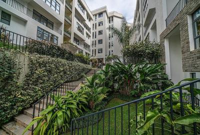 Serviced 2 Bed Apartment with En Suite at Spring Valley - 2