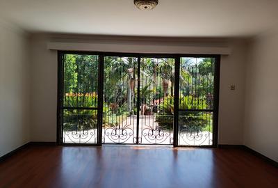 6 Bed House with En Suite in Gigiri - 2