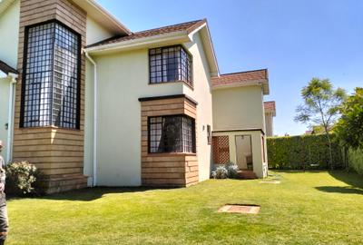 4 Bed Townhouse with En Suite in Kitisuru