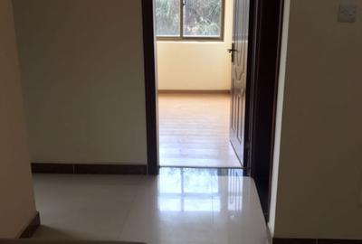 2 Bed Apartment with En Suite at Kayahwe Road - 4