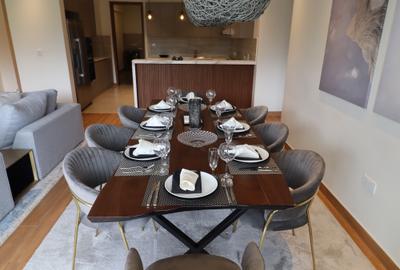 3 Bed Apartment with En Suite in Riverside - 3