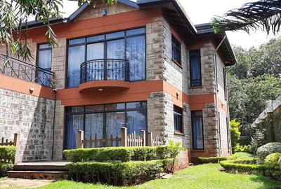 5 Bed Villa with Staff Quarters in Lavington