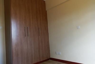 2 Bed Apartment with En Suite in Westlands Area - 3