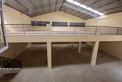 8,000 ft² Warehouse with Parking in Syokimau