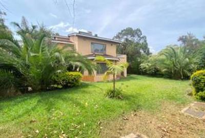 4 Bed House with En Suite at Lavington Green - 2