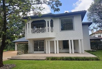 4 Bed House with En Suite at Runda