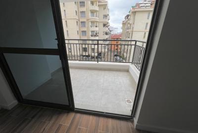 3 Bed Apartment with En Suite in Lavington - 4