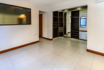 4 Bed Villa with En Suite at Nyali Mombasa - 3