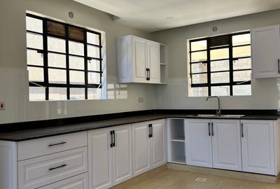 5 Bed Villa with En Suite in Ruaka - 4