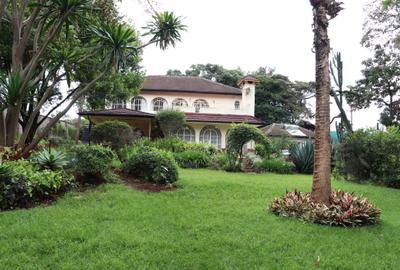 4 Bed House with En Suite in Gigiri