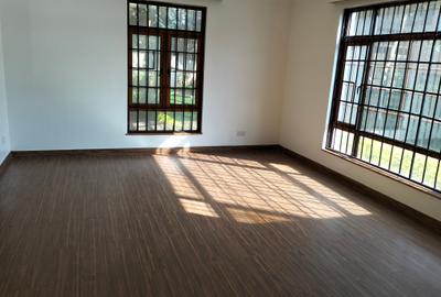 4 Bed Townhouse with En Suite in Runda