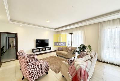 3 Bed Apartment with Gym in Parklands