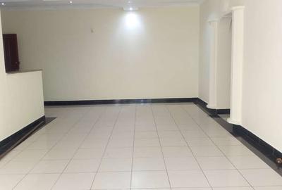 2 Bed Apartment with En Suite at Rhapta Road