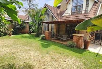 5 Bed Townhouse with En Suite at Lavington Green