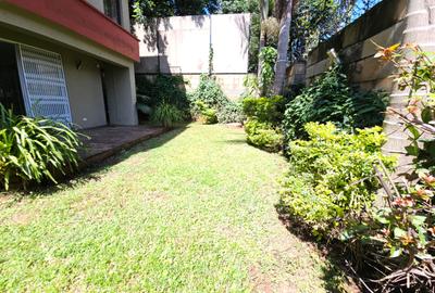 5 Bed House with En Suite in Lavington