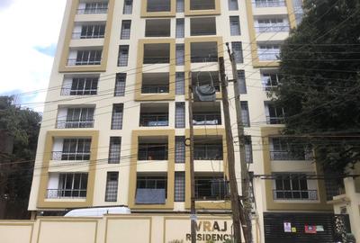 Furnished 4 Bed Apartment with En Suite in Parklands