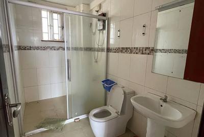 Serviced 3 Bed Apartment with En Suite in Kilimani - 4