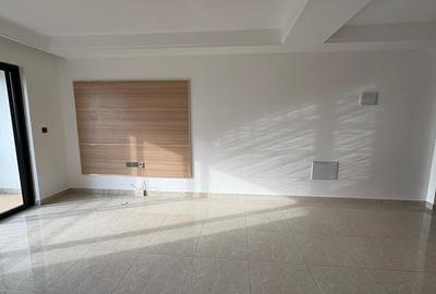 Serviced 2 Bed Apartment with En Suite at Joyland