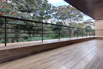5 Bed Townhouse with En Suite in Lavington