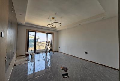 2 Bed Apartment with En Suite in Riverside - 3