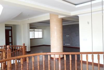 4 Bed Apartment with En Suite at Parklands Estate Nairobi