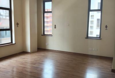 4 Bed Apartment with En Suite in Westlands Area - 2