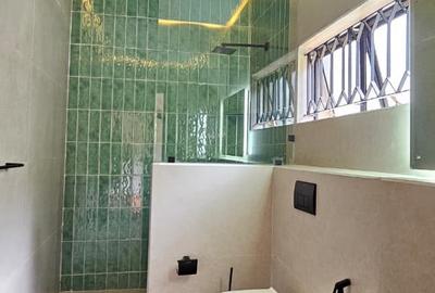 4 Bed Townhouse with En Suite in Karen - 3