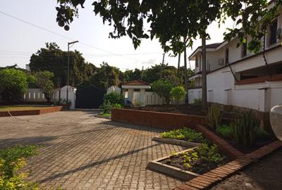 5 Bed Townhouse with En Suite in Nyali Area - 4