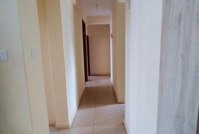 3 Bed Apartment with En Suite in Kiambu Road