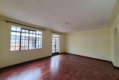 3 Bed Apartment with En Suite at Muthithi Rd