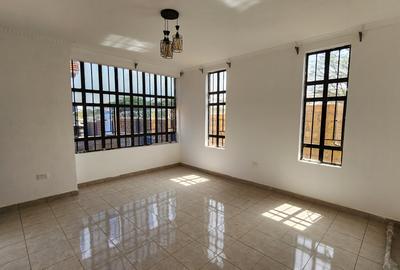 4 Bed House with En Suite at Rimpa - 4