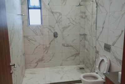 Furnished 2 Bed Apartment with En Suite in Westlands Area - 3