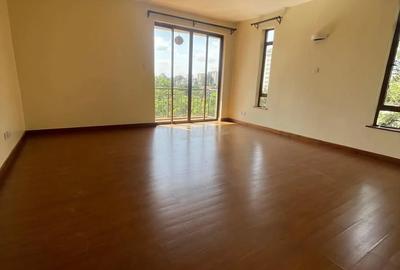 3 Bed Apartment with En Suite in Kilimani