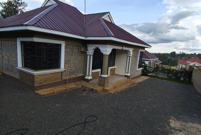3 Bed House with En Suite at Oloosurutia
