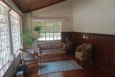 6 Bed House with En Suite at Near Muthaiga Golf Club Nairobi - 2