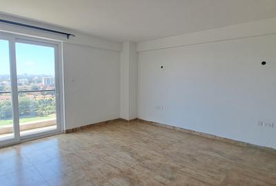 4 Bed Apartment with En Suite in Westlands Area