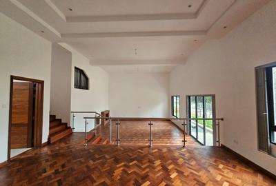 5 Bed House with En Suite in Loresho - 4