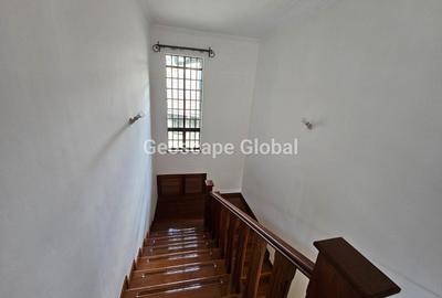 4 Bed Townhouse with En Suite in Spring Valley - 4