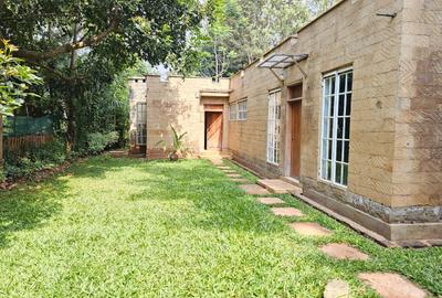 2 Bed House with En Suite in Runda