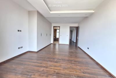 3 Bed Apartment with En Suite at Brookside Drive - 4
